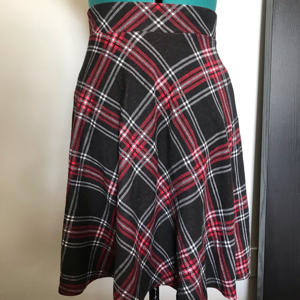 plaid skater skirt